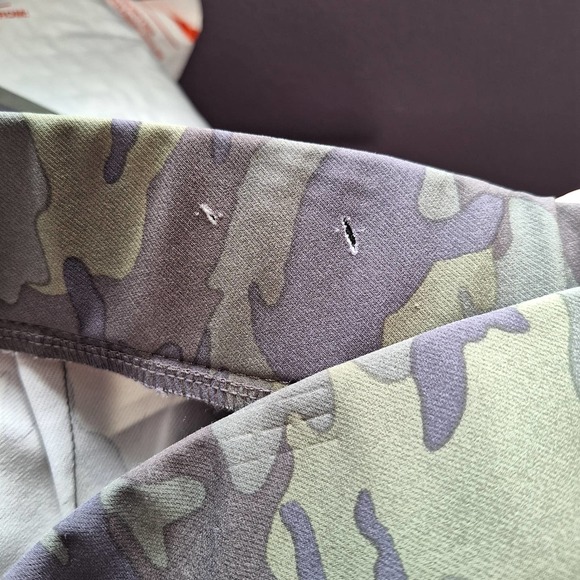 Lane Bryant 20 camo cropped cigarette pants nylon stretch business casual work - Picture 4 of 5